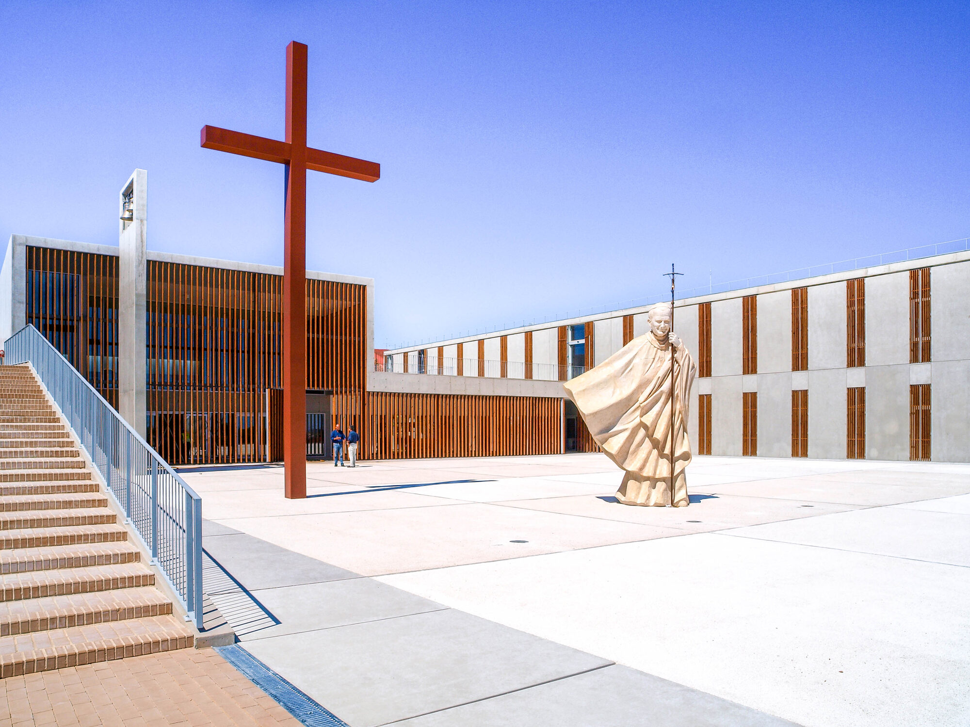Igreja e Centro Paroquial de Porto Salvo, projecto de C.A.S. Arquitectos